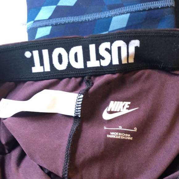 Nike large women’s leggings - Picture 3 of 4